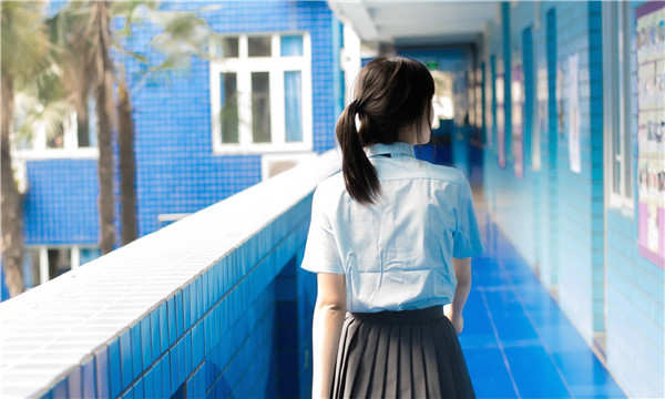 雷鸣镇如何找到一个可以帮助我生孩子的女人？